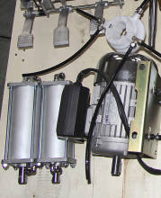 Шиномонтажный станок полуавтомат AE&T М-100 (380В)